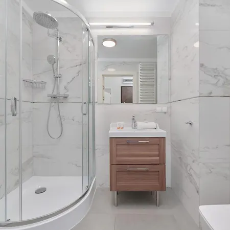 Pilsudskiego Stylish By Renters 브로츠와프