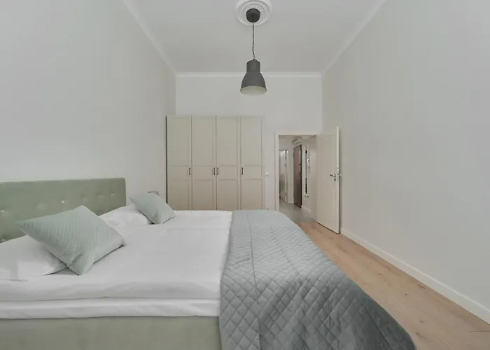 Apartment Pilsudskiego Stylish By Renters Wroclaw